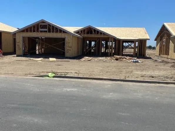 1149 S Chess Terrace Place E, Porterville, CA 93257