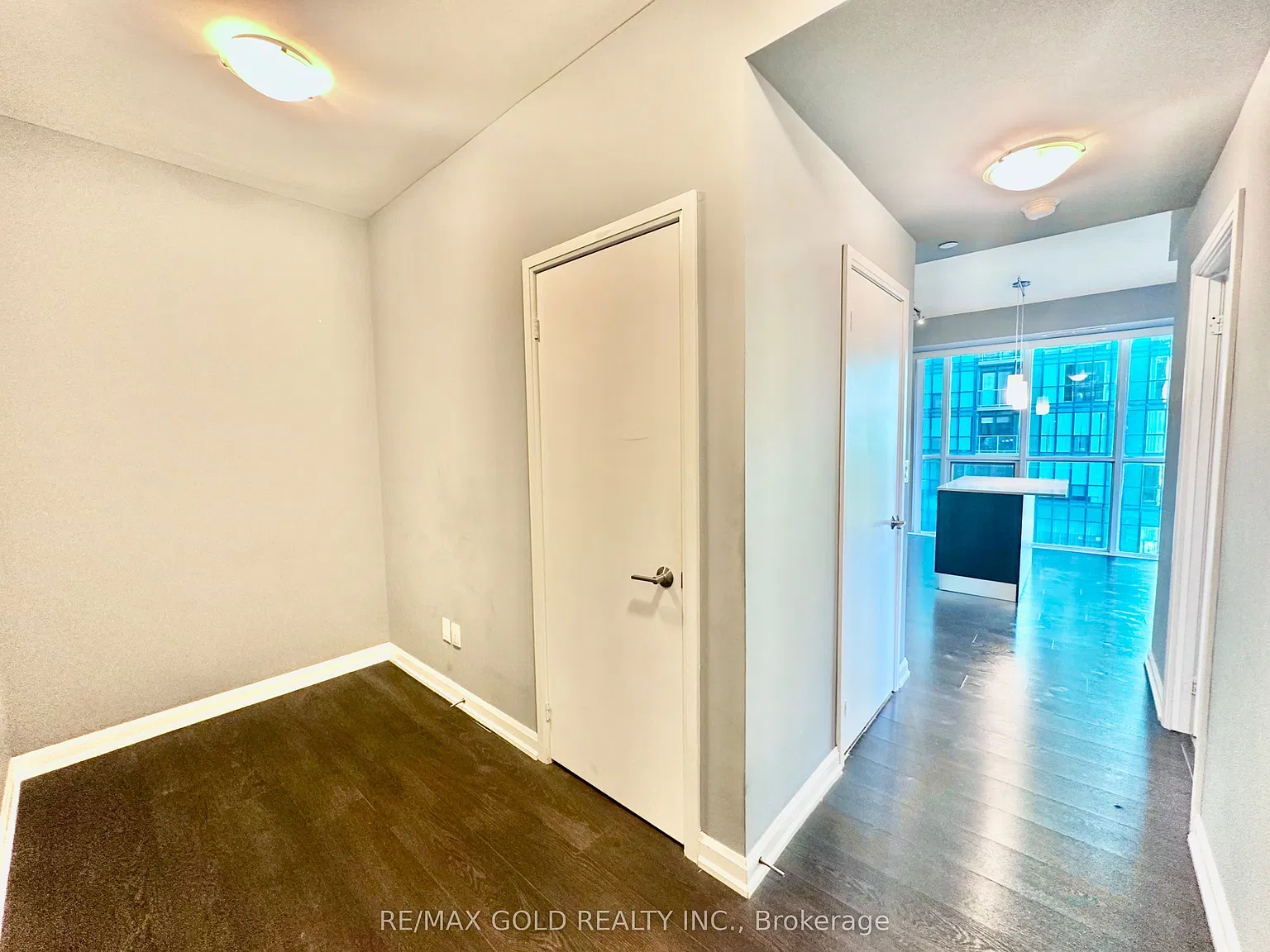 3 bed, $3,200 — Photo 3