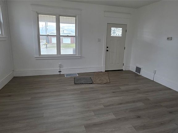 3rd image of 1254 Main St