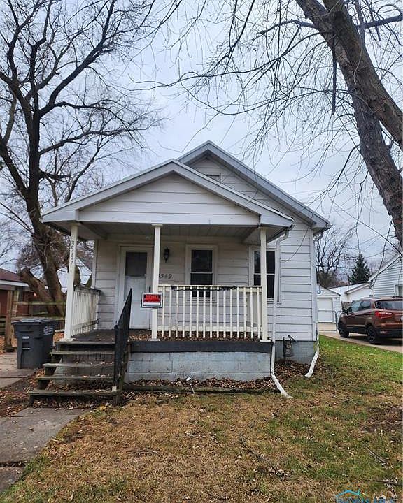 1st image of 3549 Terrace Dr