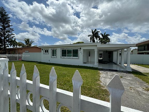 2nd image of 921 SW 1st St