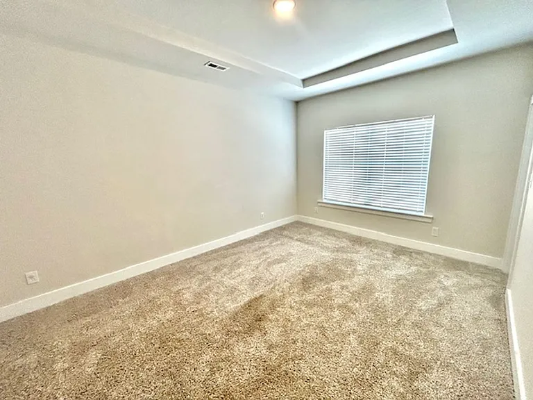 115 Hutchinson Rd — Photo 29
