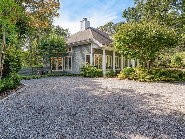 15 Farm Ln — Photo 35