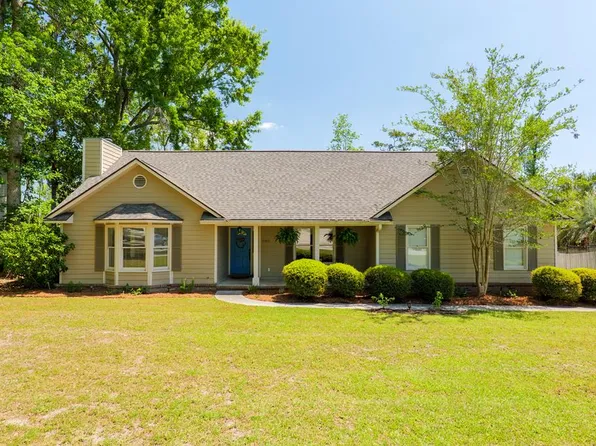 1002 Williamsburg Dr, Valdosta, GA 31602