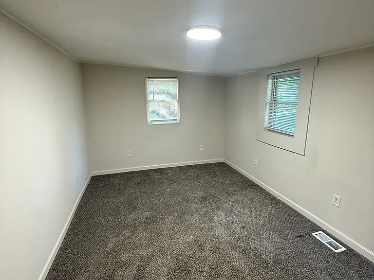 630 Brighton Ave #1 — Photo 10