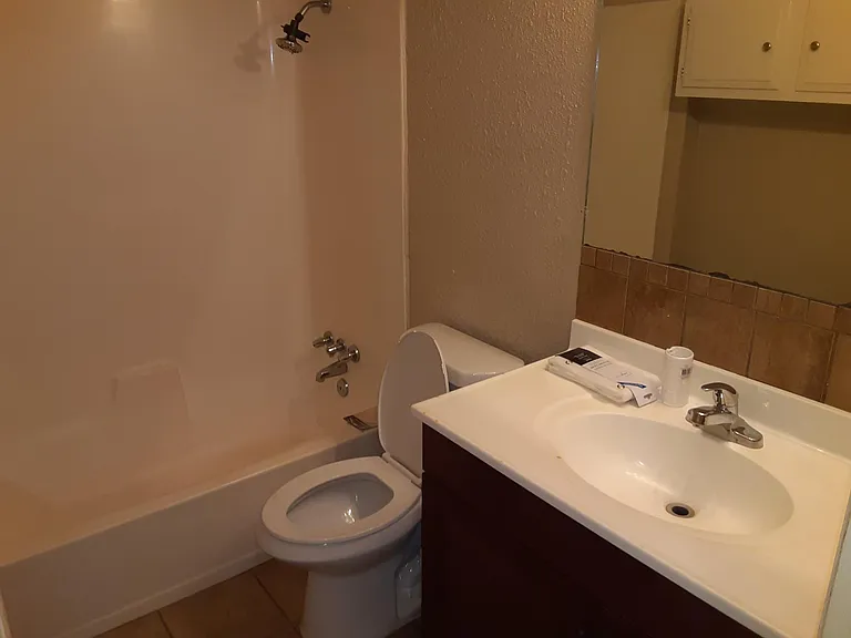 204 S Rosanah St — Photo 15
