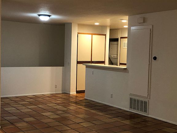 5th image of 578 N Via Colinas