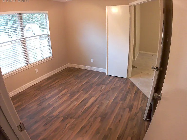 12614 Day Hollow Ln — Photo 4