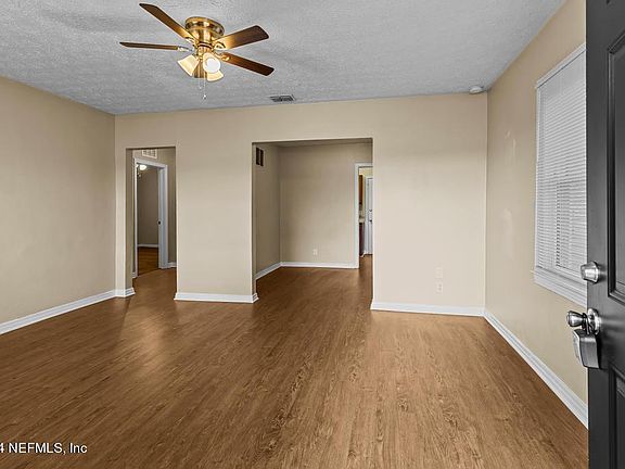2nd image of 1211 MELSON Avenue