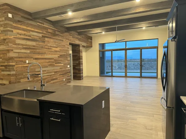 3774 Santa Julia Rd, Las Cruces, NM 88012