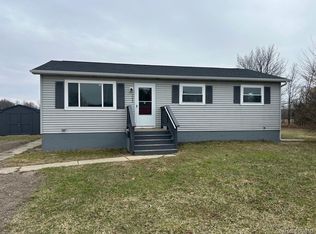 2000 E Wilkinson Rd, Owosso, MI 48867