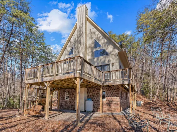 218 Scenic Hill Dr, Bryson City, NC 28713