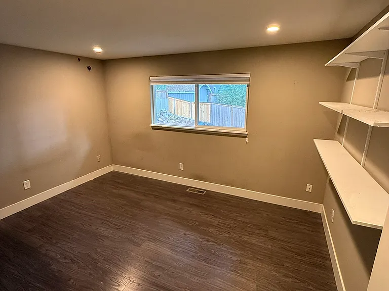 16707 NE 107th St — Photo 18
