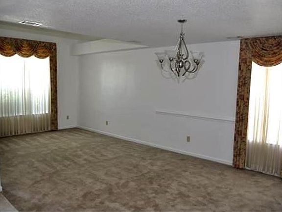 5th image of 3011 Waterjump Cres