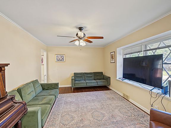 4th image of 4662 E 58th St S