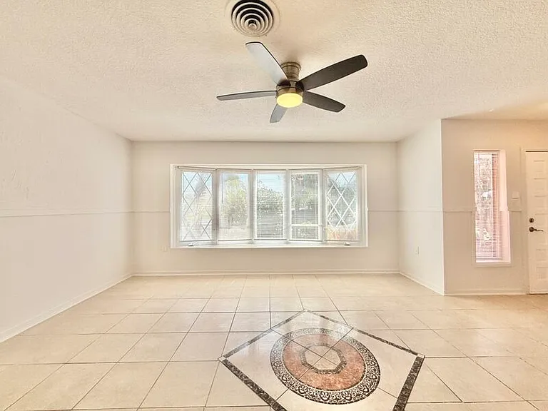 10108 Paradise Blvd — Photo 21