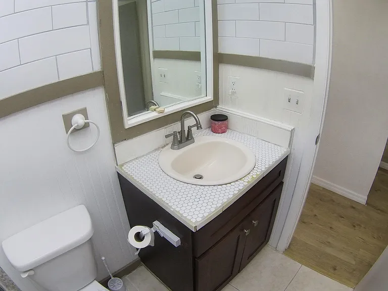 556 Capri Park #L — Photo 13