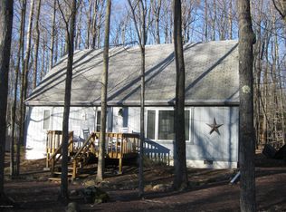 219 Wechquetank Dr, Pocono Lake, PA