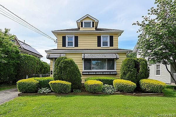 1st image of 425 Linden Street