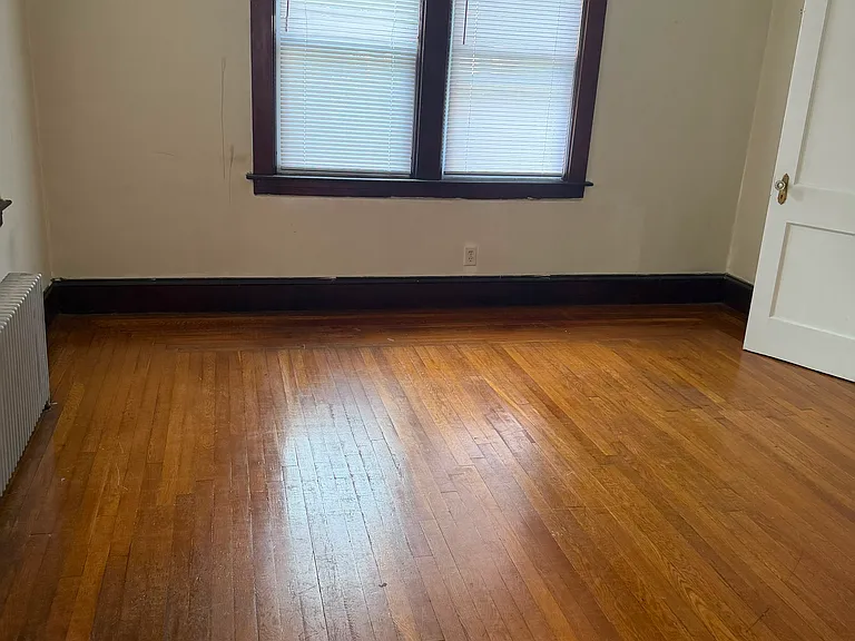 131 Gentian Ave — Photo 11
