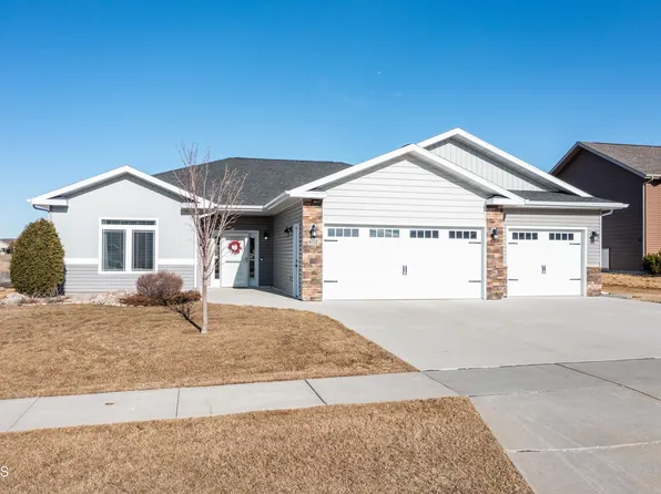 4713 Normandy St, Bismarck, ND 58503