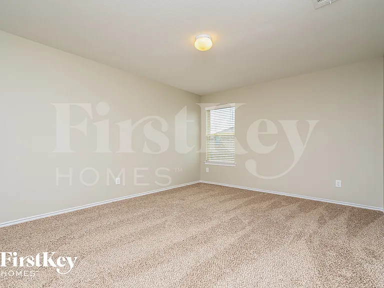 2212 Tombstone Rd — Photo 12
