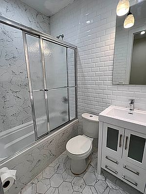5th image of 1687 E 48th St #1F
