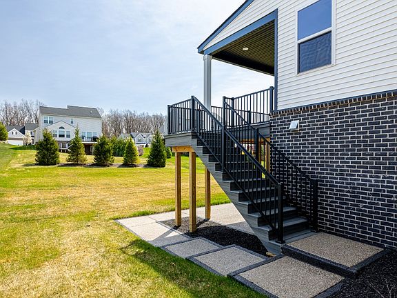 Side stairs