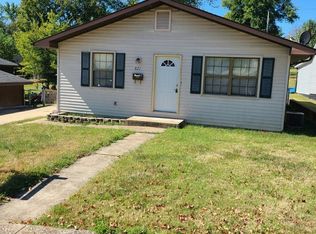 821 Warne St, Festus, MO 63028