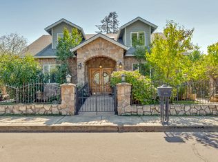 38376 Hood St, Sandy, OR 97055