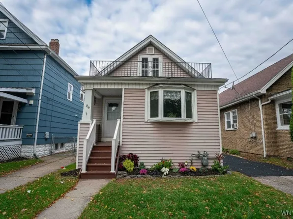 54 Pavonia St, Buffalo, NY 14207