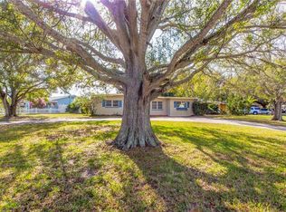 11504 108th Pl, Seminole, FL 33778