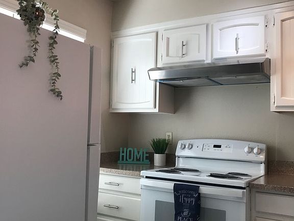 5th image of 4725 Marconi Ave APT 16