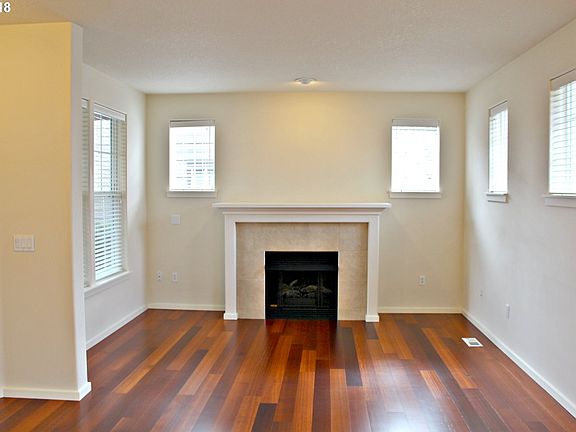 2nd image of 785 NE 70th Ave