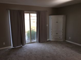 3596 Cedarwood Ct, Bettendorf, IA