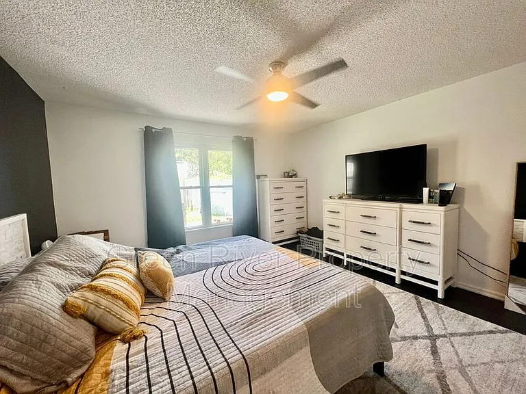 3352 Shelley Dr — Photo 21