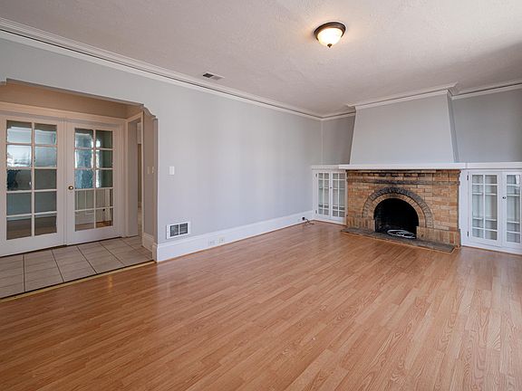 4th image of 555 38th Ave