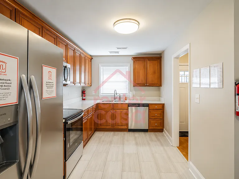 1108 Beverly Dr — Photo 10