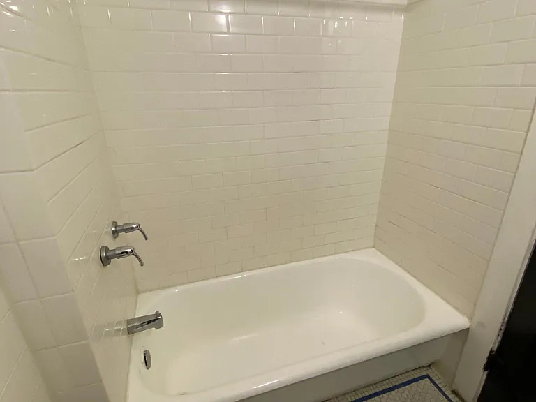 2654 W 32nd Ave #10 — Photo 8
