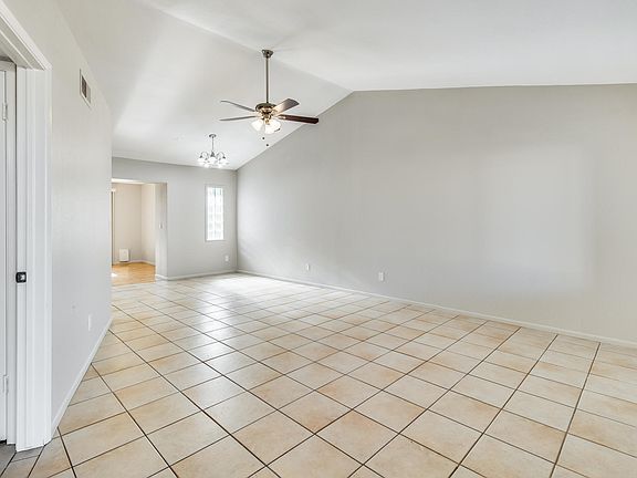 5th image of 3041 W Potter Dr