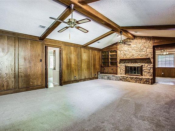 3rd image of 1711 Paisley Dr