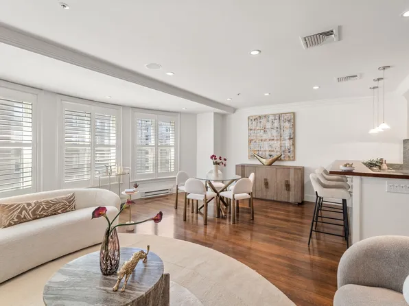 300 Boylston St Unit 909, Boston, MA 02116