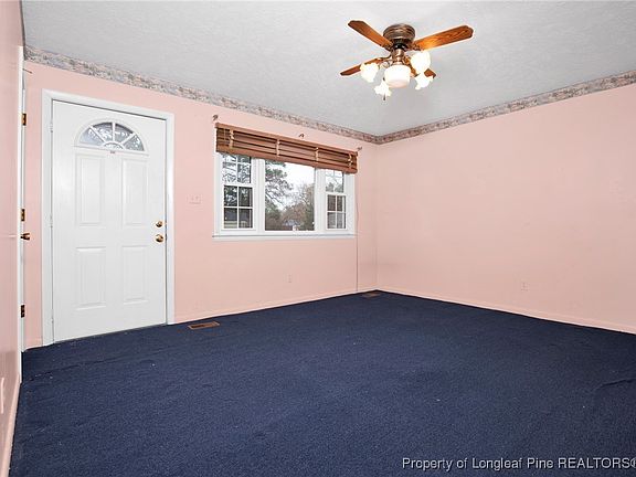 5th image of 6203 Lynette Cir