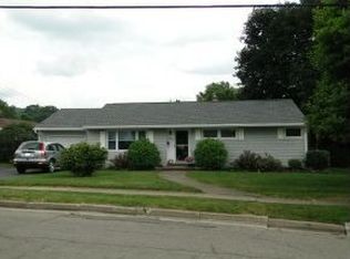 502 Winston Dr, Endwell, NY 13760