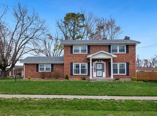 8807 Cottingham Way, Louisville, KY