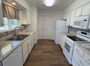 9627 W Greenway Rd, Sun City, AZ 85351