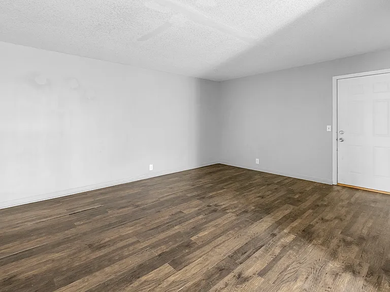 711 Allison Ave #9 — Photo 11