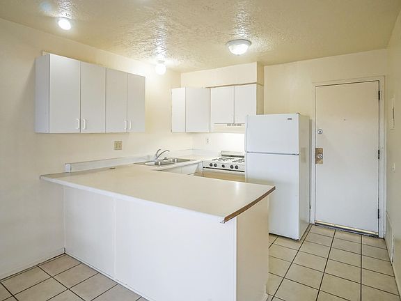 2nd image of 525 Ortiz Dr SE APT D