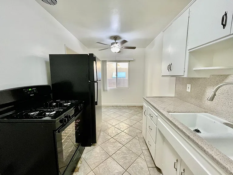 68365 Tahquitz Rd #D2 — Photo 18