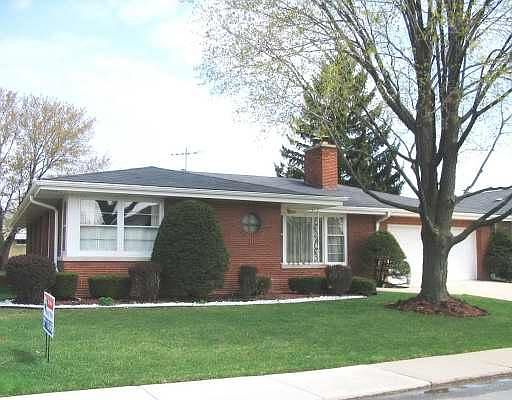 1st image of 7140 Oakton Ct
